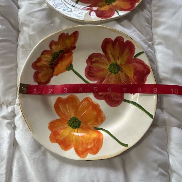 RARE Vietri "Poppy" 8 7/8 Inch Salad Plates -Excellent Condition! Set of 2 Italy - Picture 2 of 6